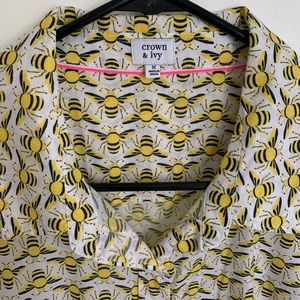NWT Crown and ivy bumble bee shirt
